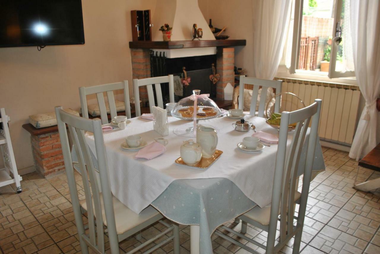 Villa L'Altalena à Mommio Extérieur photo